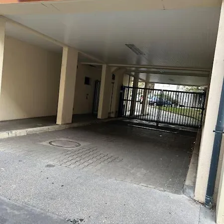 Logement Proche Place Stanislas Avec Parking Nancy